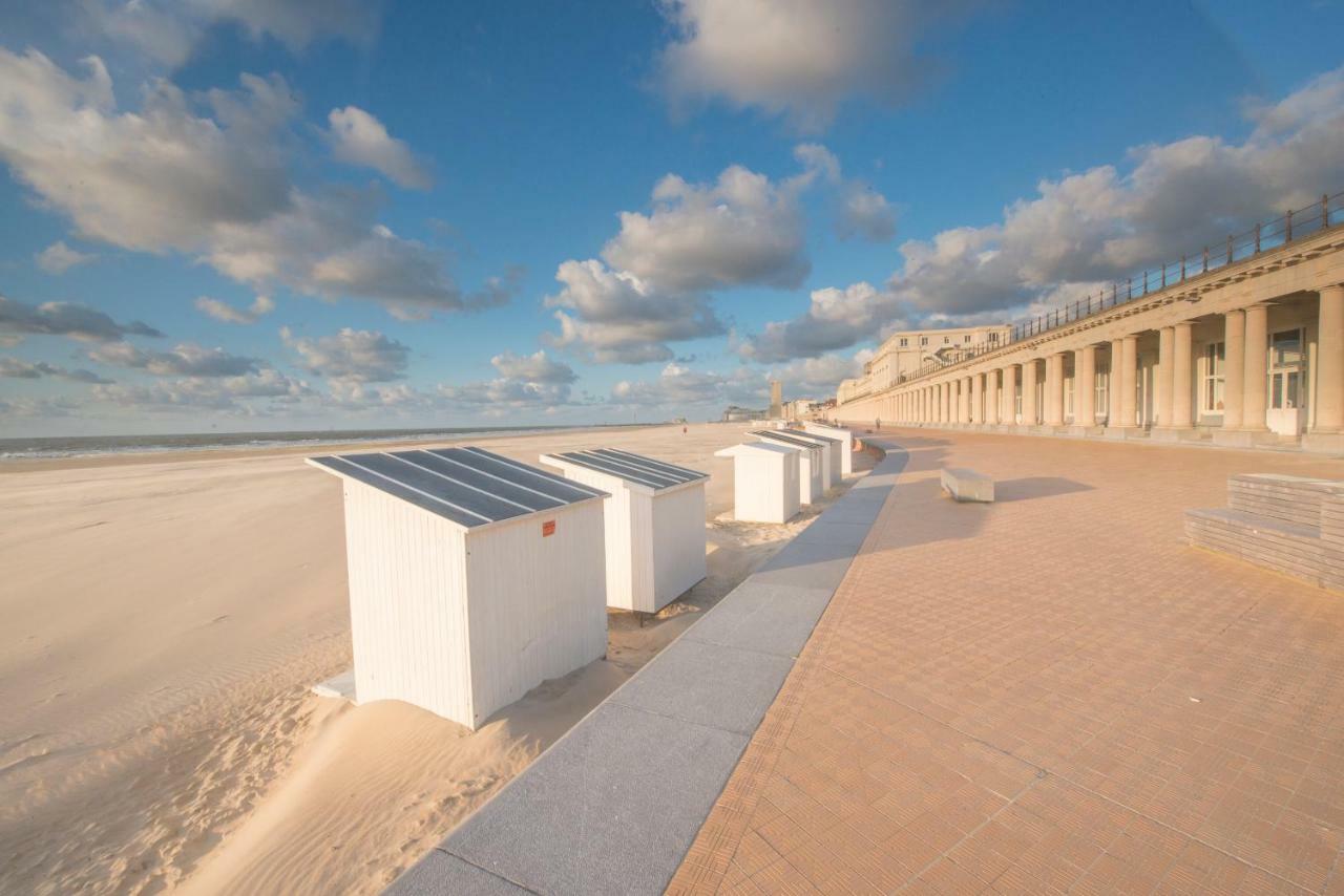 Between Waves Ostend Exterior photo